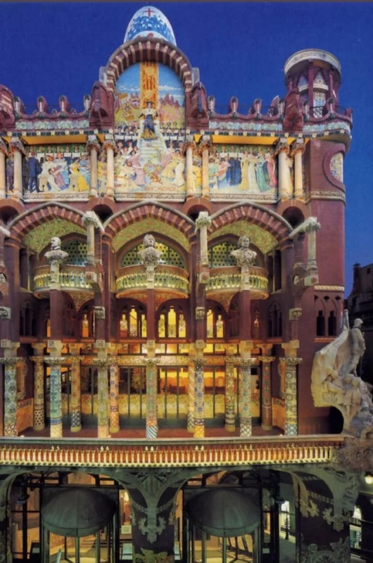 تالارموسیقی کاتالان در بارسلون اسپانیا Palau de la Música Catalana 